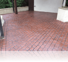 London Cobble Drive in Brick Red