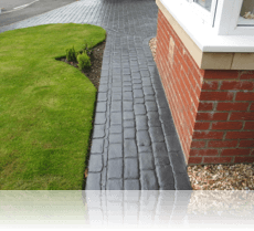 Country Cobble Drive and Path Basalt Grey