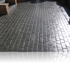 Country Cobble Drive brick on edge basalt grey